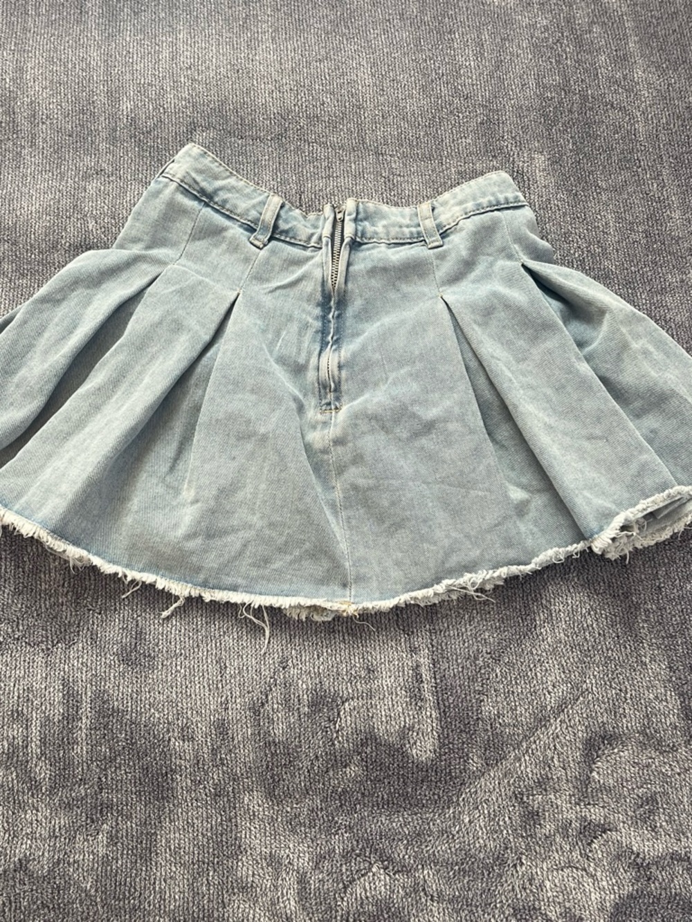 SHEIN Light Blue Denim Pleated Mini Skirt